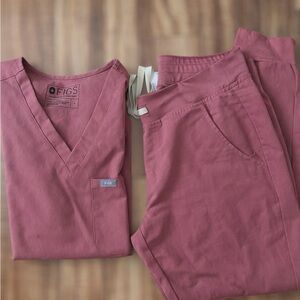 Figs -Mauve Scrub Set